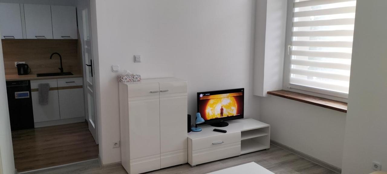 Kawalerka Blisko Gor Apartment Глухолази Екстериор снимка